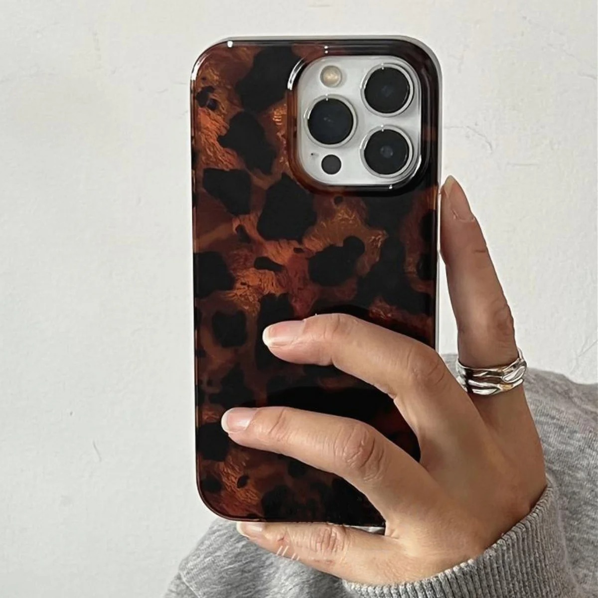 Retro Amber Texture Laser Phon – обзор и цена Phone Accessories To Sell