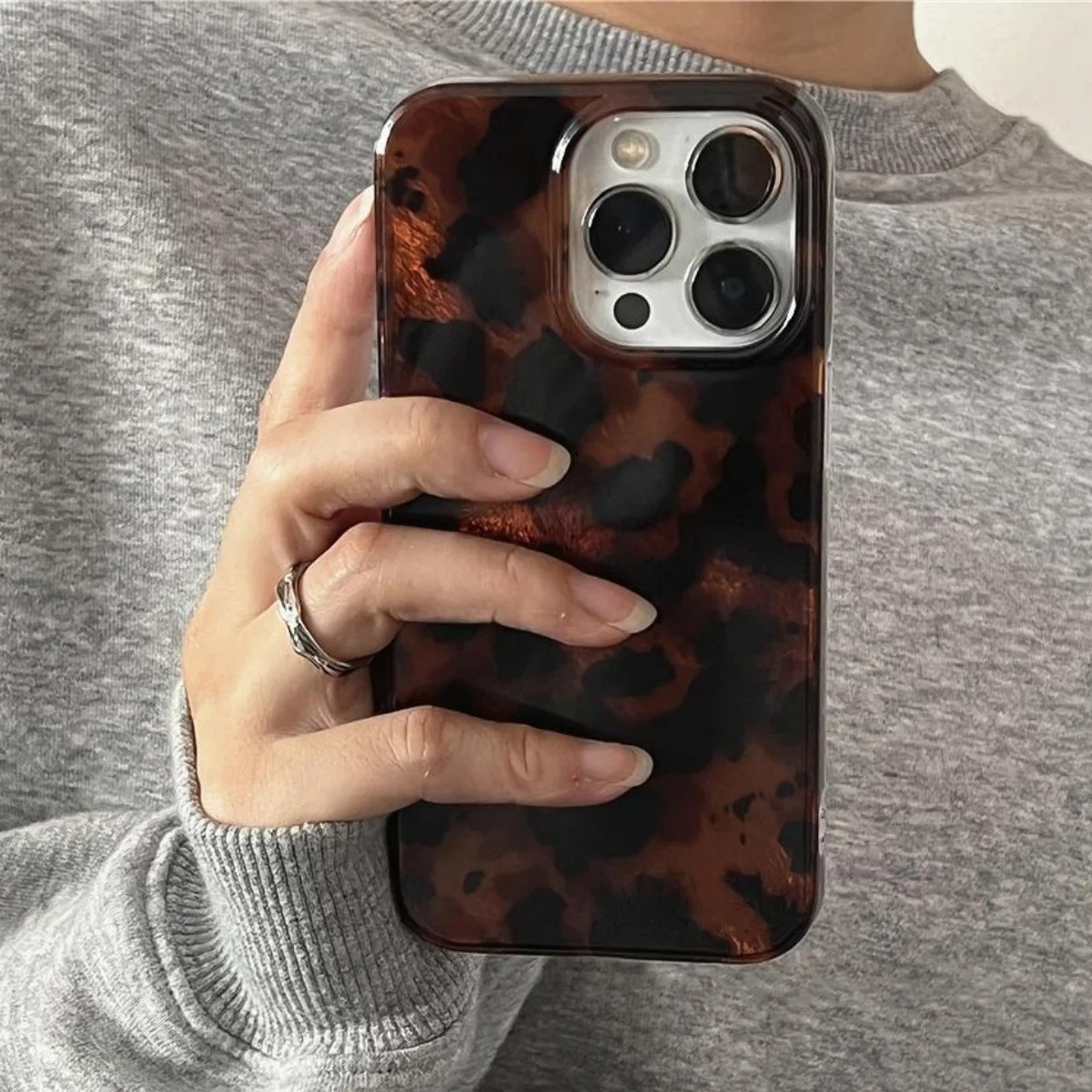 Retro Amber Texture Laser Phon – обзор и цена Phone Accessories To Sell